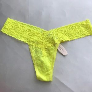Victoria’s Secret The Lacie thong